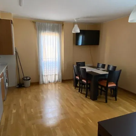 Apartamento Del Pirineo Salas Bajas Exterior photo